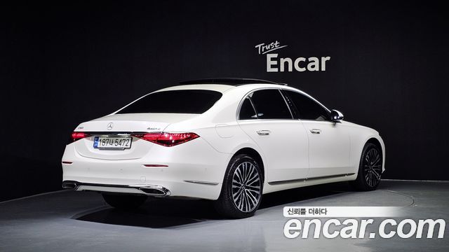 Mercedes-Benz S-Class 2022 — photo 2