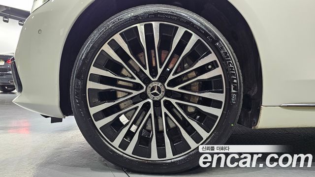 Mercedes-Benz S-Class 2022 — photo 5