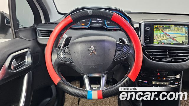 Peugeot 2008 2016 — photo 13