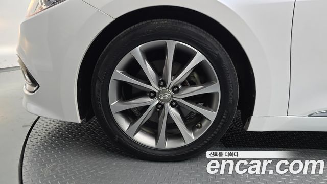 Hyundai Grandeur 2015 — photo 5