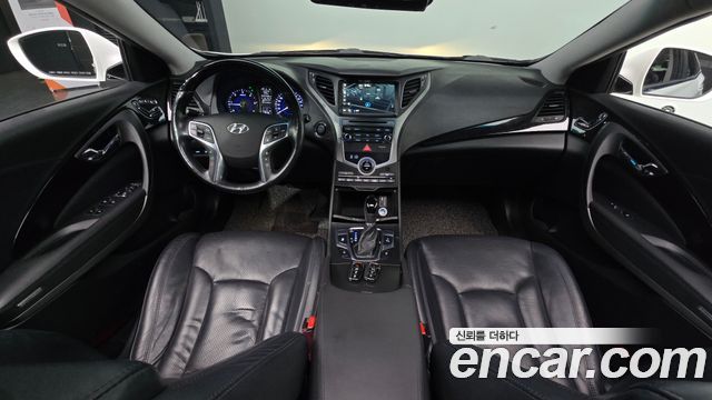 Hyundai Grandeur 2015 — photo 10