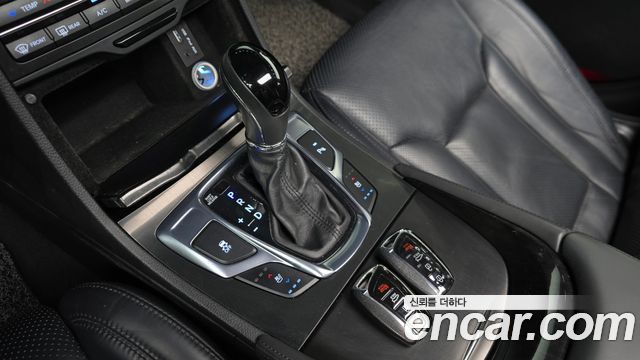 Hyundai Grandeur 2015 — photo 12