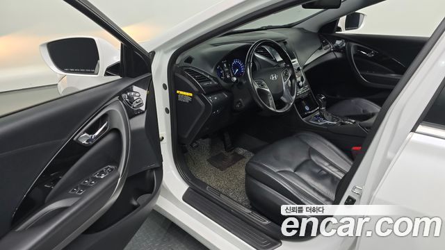 Hyundai Grandeur 2015 — photo 13