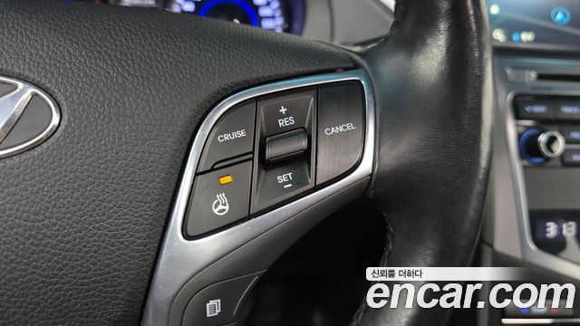 Hyundai Grandeur 2015 — photo 23