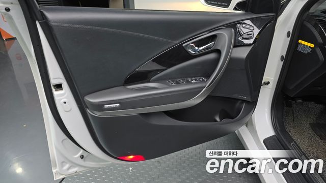 Hyundai Grandeur 2015 — photo 14
