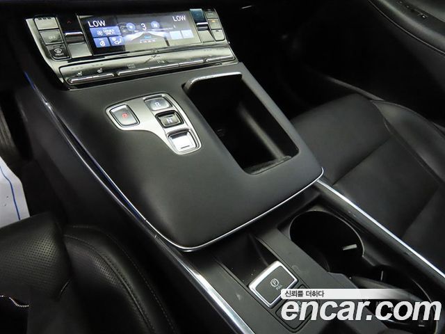 Hyundai Grandeur 2020 — photo 11