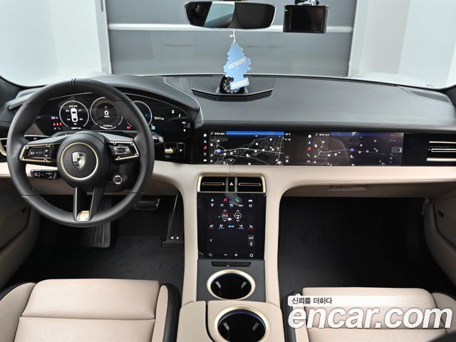 Porsche Taycan 2025 — photo 7