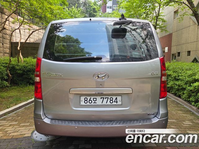 Hyundai Starex 2011 — photo 6