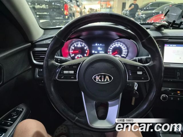 Kia K5 2019 — photo 8