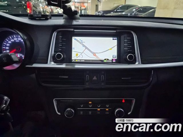 Kia K5 2019 — photo 10