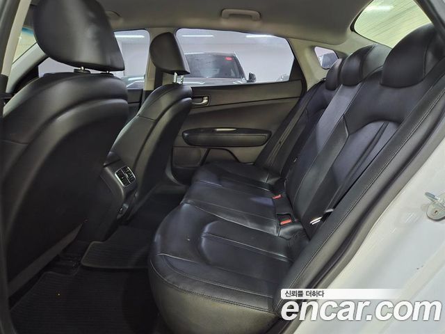 Kia K5 2019 — photo 13