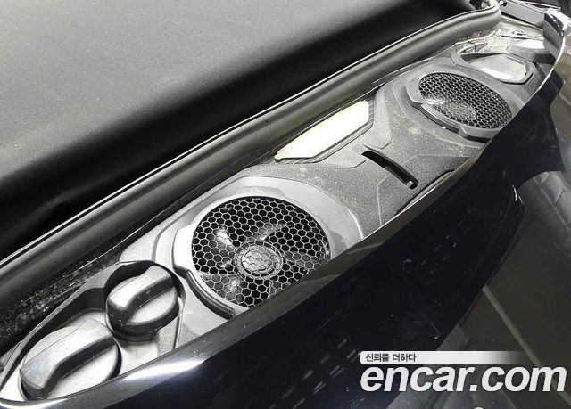 Porsche 911 2023 — photo 6