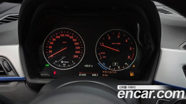 BMW X1 2016 — photo 8