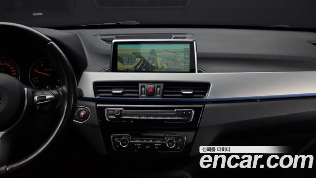 BMW X1 2016 — photo 12