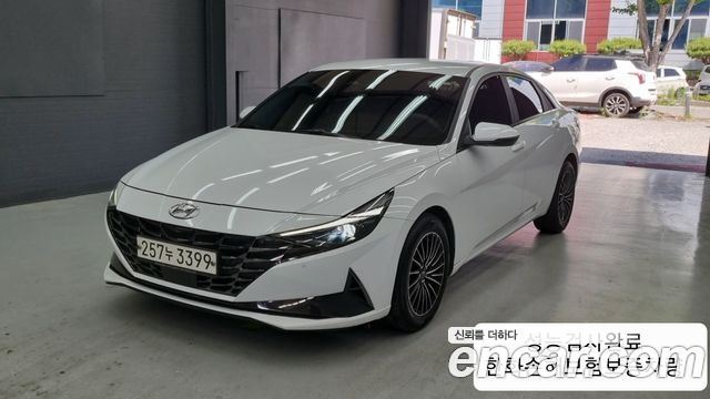 Hyundai AVANTE 2021 — photo 1