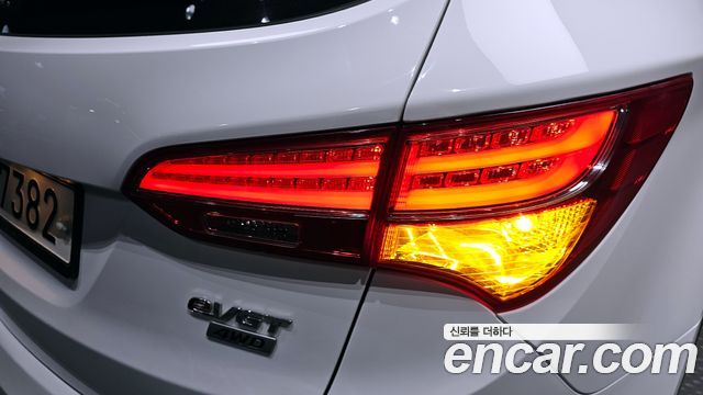 Hyundai Santafe 2014 — photo 9