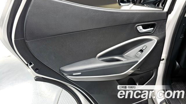 Hyundai Santafe 2014 — photo 15