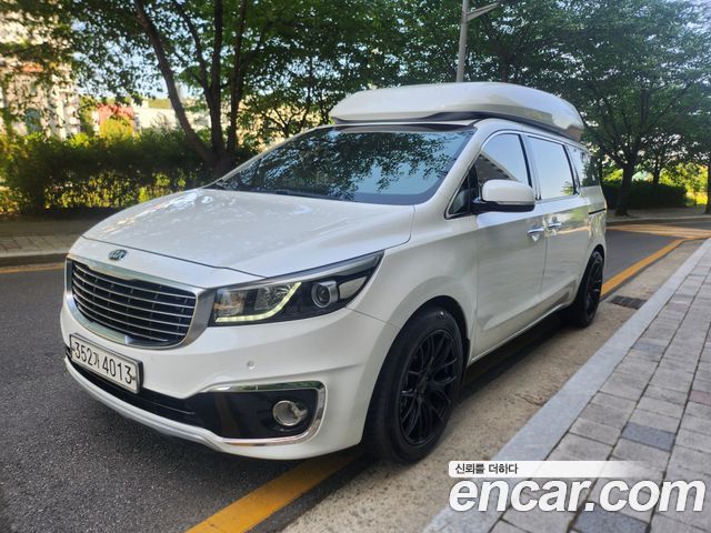 Kia Canival 2017 — photo 19