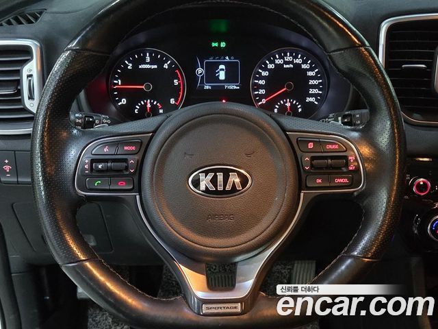 Kia Sportage 2018 — photo 10
