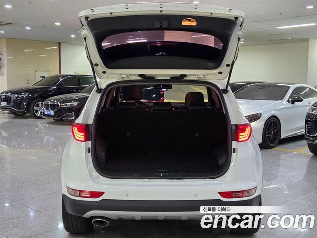 Kia Sportage 2018 — photo 19