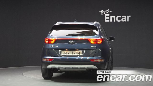 Kia Sportage 2016 — photo 4