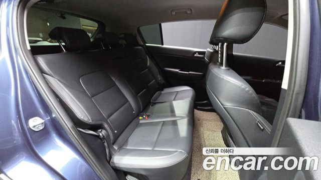 Kia Sportage 2016 — photo 12