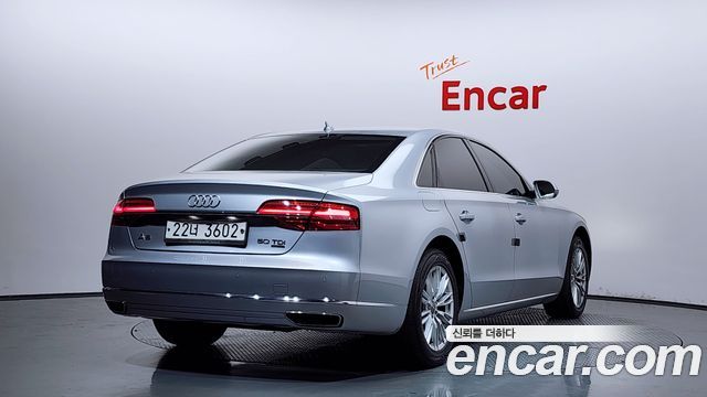 Audi A8 2015 — photo 2
