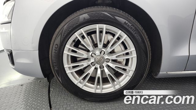 Audi A8 2015 — photo 5
