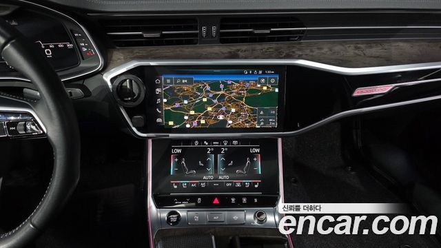 Audi A6 2021 — photo 19