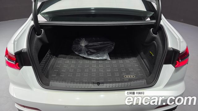 Audi A6 2021 — photo 24