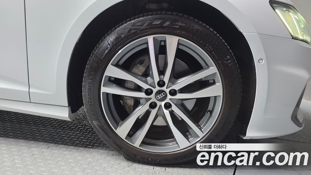Audi A6 2021 — photo 7