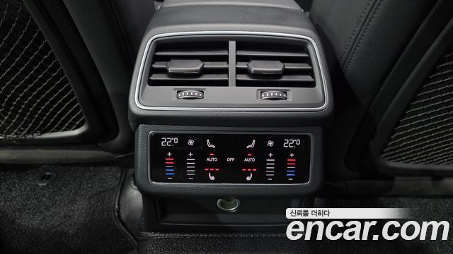 Audi A6 2021 — photo 33