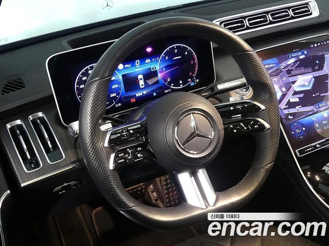 Mercedes-Benz S-Class 2021 — photo 11
