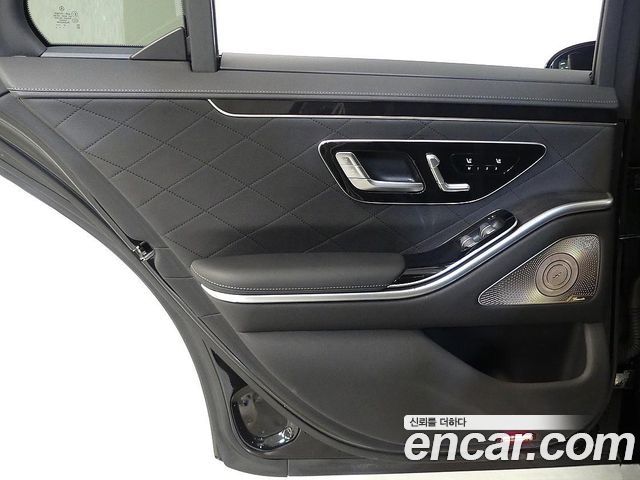 Mercedes-Benz S-Class 2021 — photo 15