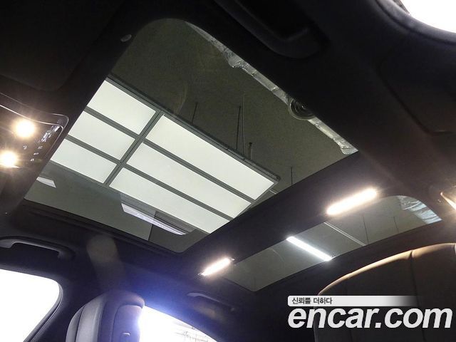 Mercedes-Benz S-Class 2021 — photo 17