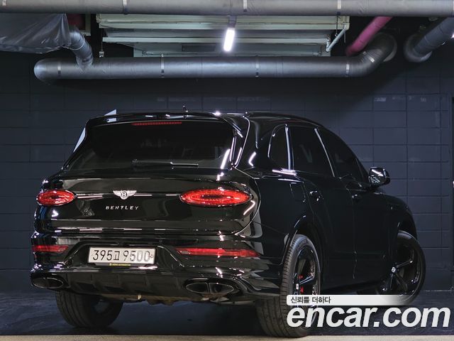 Bentley Bentayga 2022 — photo 8