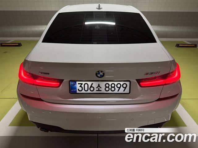 BMW 3-Series 2019 — photo 15
