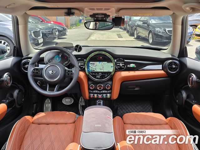 Mini Cooper 2024 — photo 7