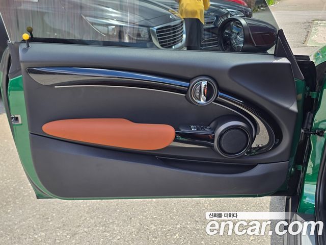 Mini Cooper 2024 — photo 10