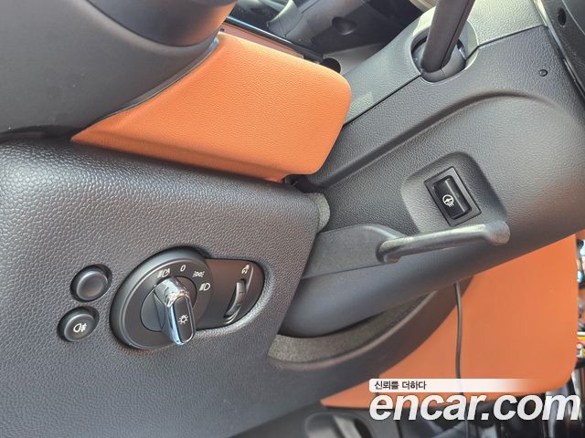 Mini Cooper 2024 — photo 11