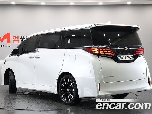 Toyota Alphard 2024 — photo 3