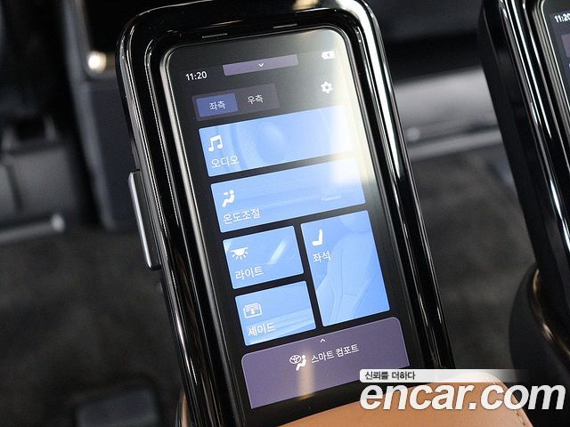 Toyota Alphard 2024 — photo 12