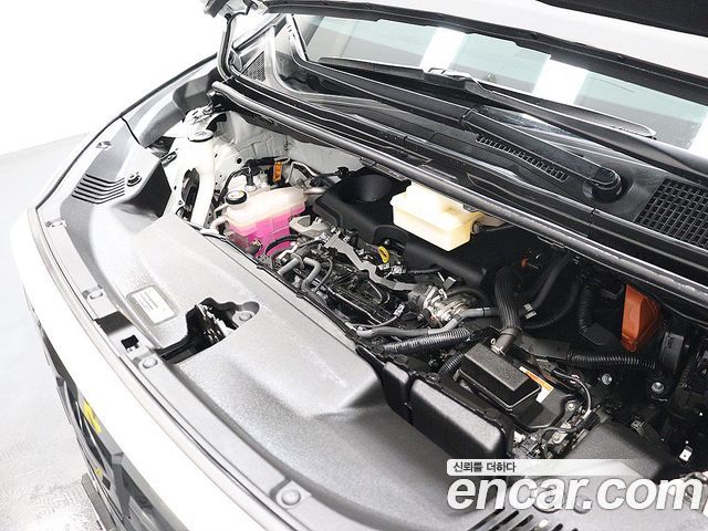 Toyota Alphard 2024 — photo 19