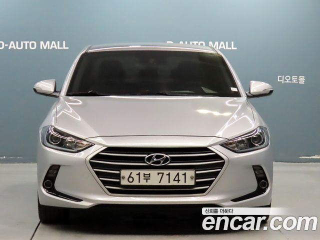 Hyundai AVANTE 2018 — photo 2
