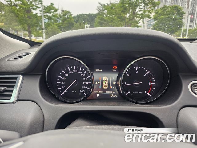 Land Rover Discovery Sport 2016 — photo 20