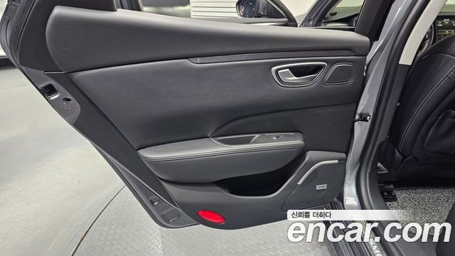 Renault Korea SM6 2017 — photo 15