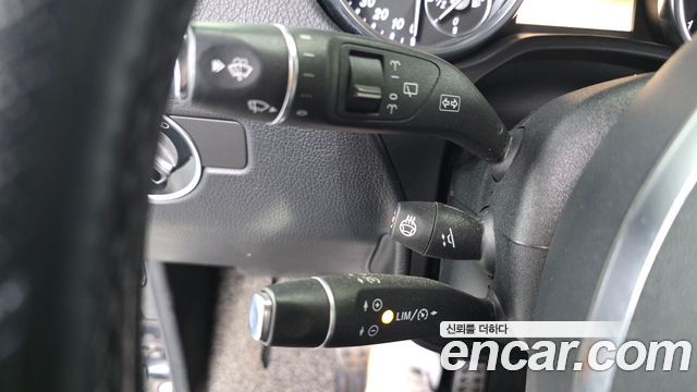 Mercedes-Benz G-Class 2015 — photo 14