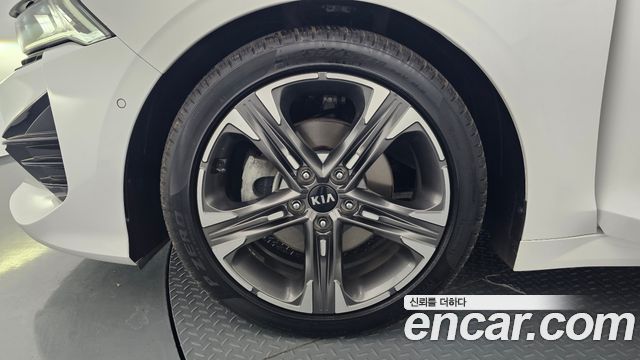 Kia K5 2021 — photo 5