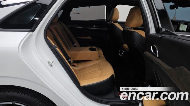 Kia K5 2021 — photo 17