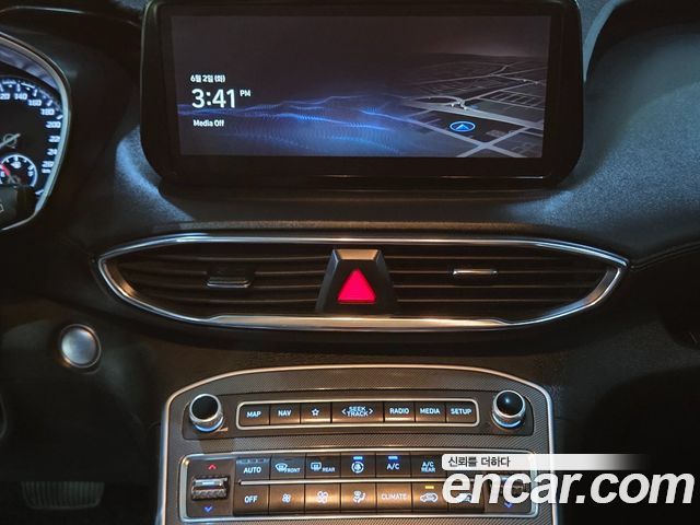 Hyundai Santafe 2021 — photo 11